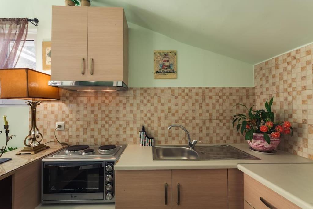 Bougainvillea House 2 Apartment Kalamata